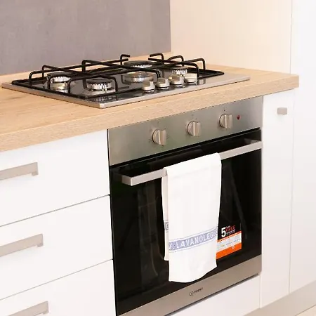 Housmart San Carlo 17 Bologna