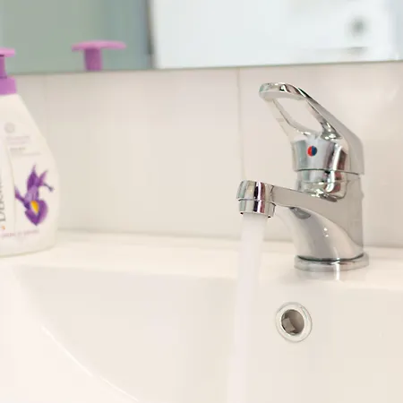 Housmart San Carlo 17 *