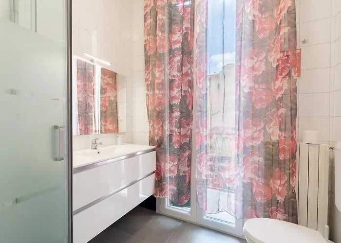 Housmart San Carlo 17 * بولونيا