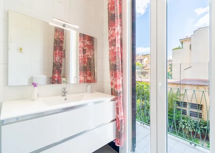 Housmart San Carlo 17 بولونيا