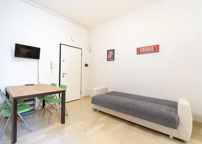 Housmart San Carlo 17 شقة