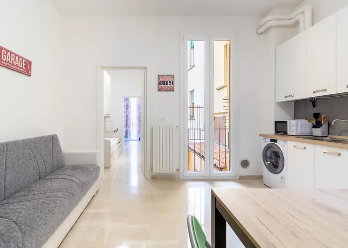 Housmart San Carlo 17 * بولونيا