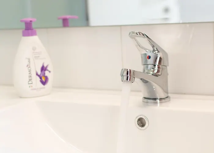 Housmart San Carlo 17 شقة *