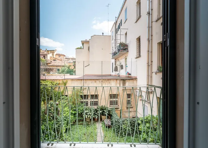 Housmart San Carlo 17 *