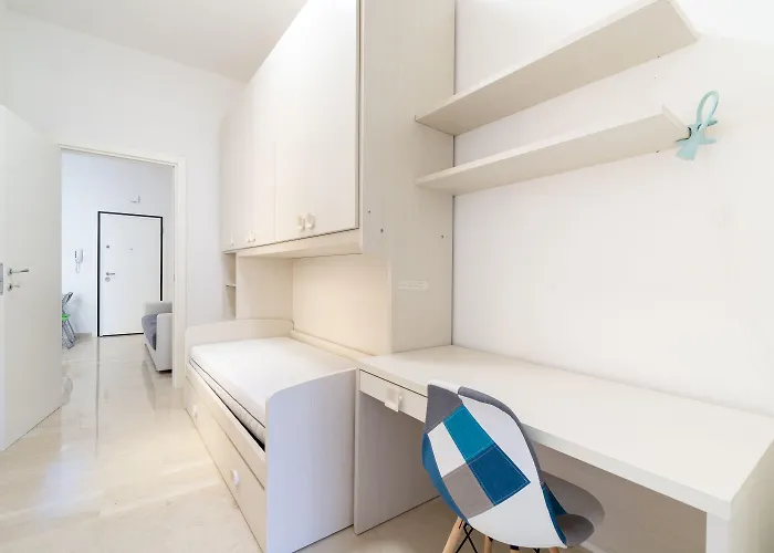 Housmart San Carlo 17 شقة *