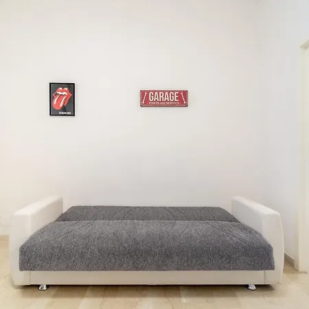 Housmart San Carlo 17 Apartment *